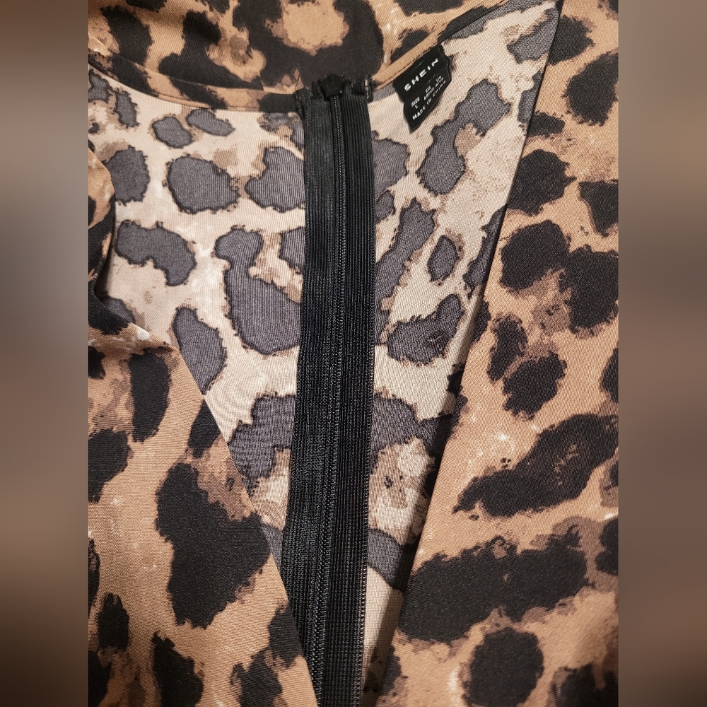 SHEIN Flowy Long Blouse or Dress - Picture 4 of 5